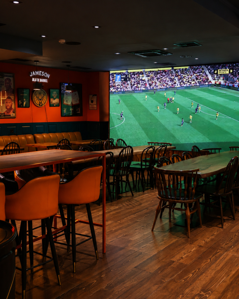 PUB 44 Main Space